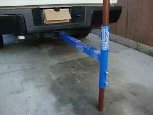 Hitch-Mounted Support Stand main view